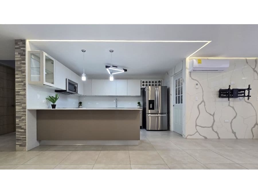 Apartment at San Rafael