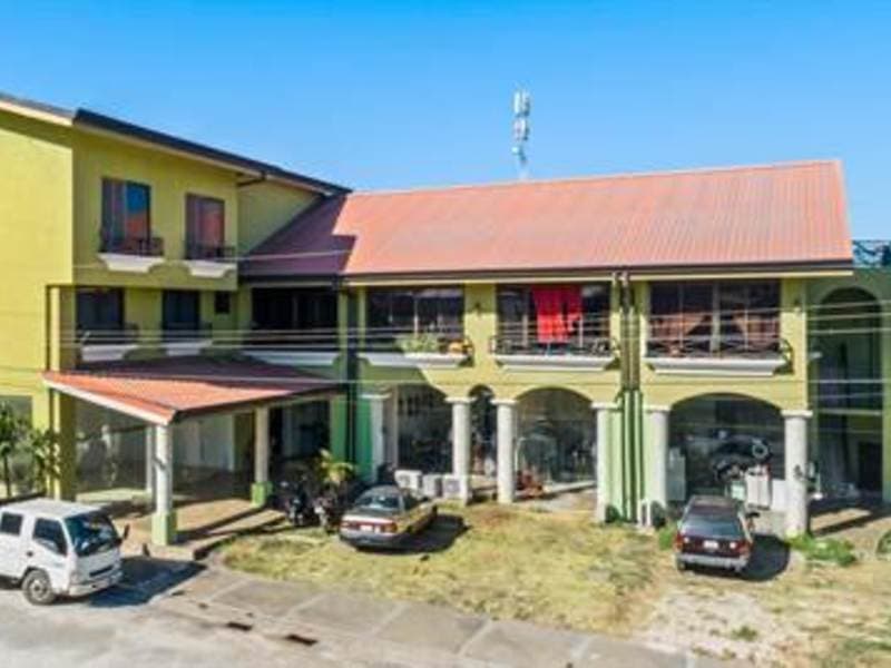 Comercial en Tamarindo