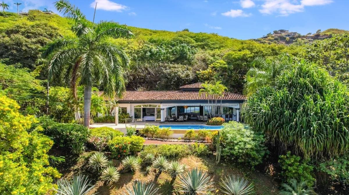 House at Playa Hermosa