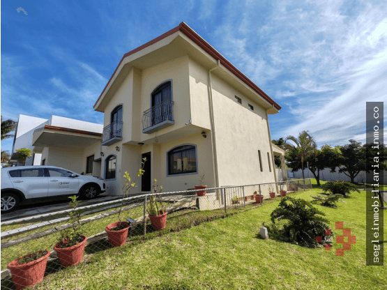 Casa en Guácima