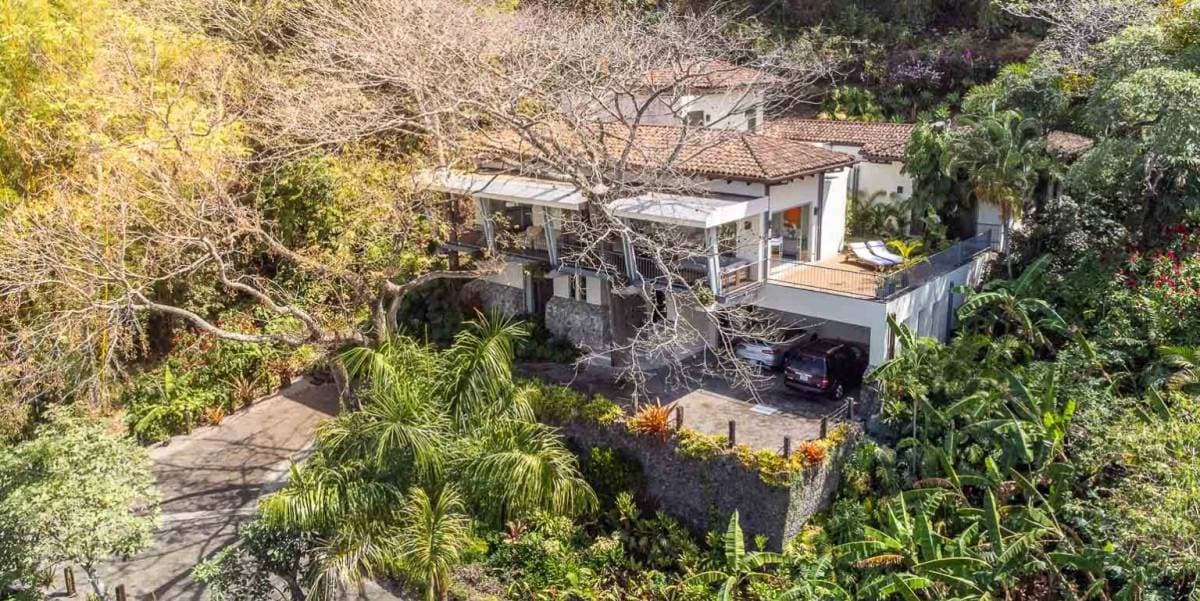 House at Alto Palomas