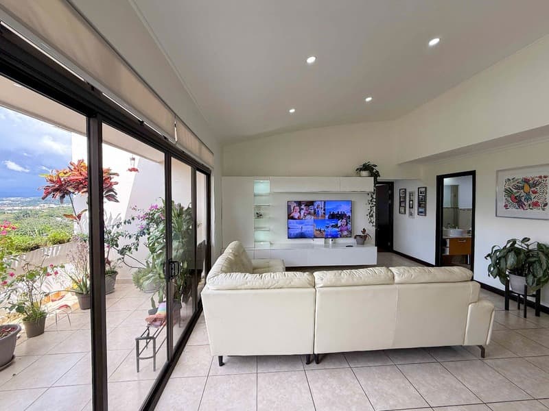 Propiedad en Avalon Country Club