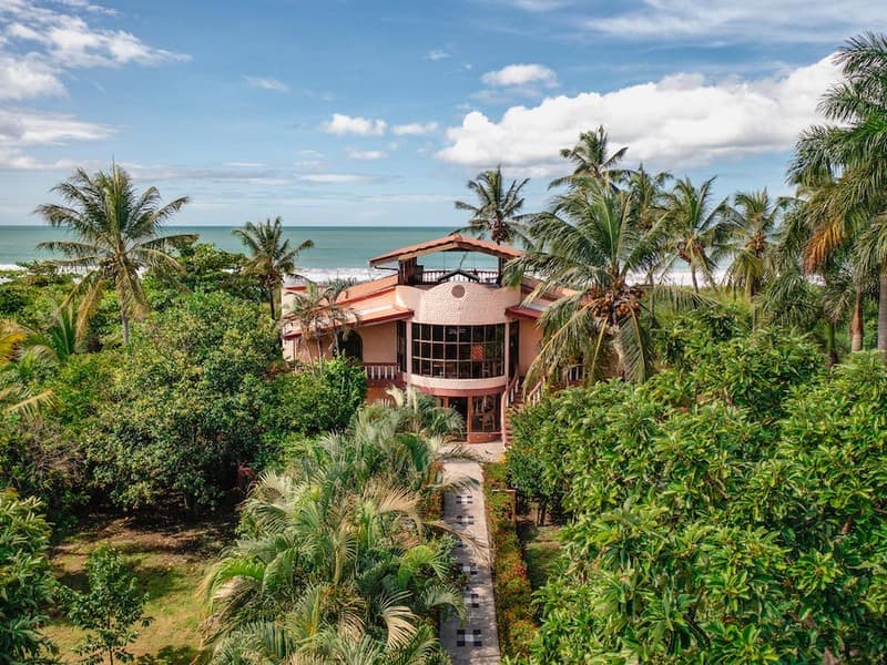 Property at Veintisiete de Abril