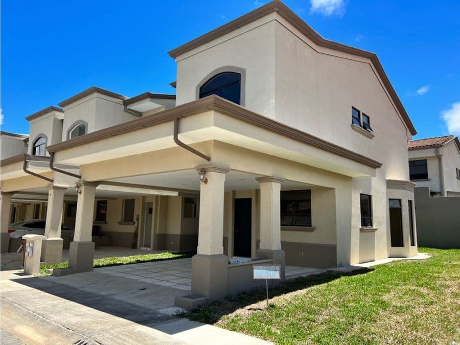 Casa en Condominio Rivera Del Irazú