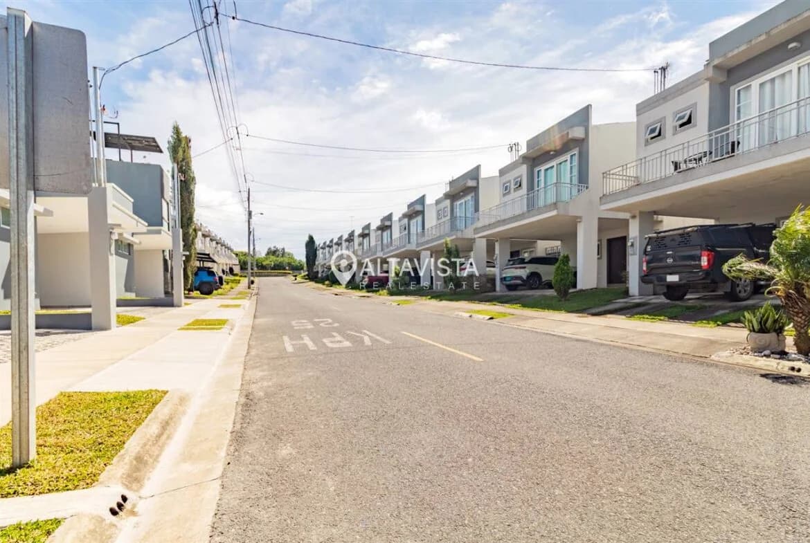 Casa en Condominio San Ignacio