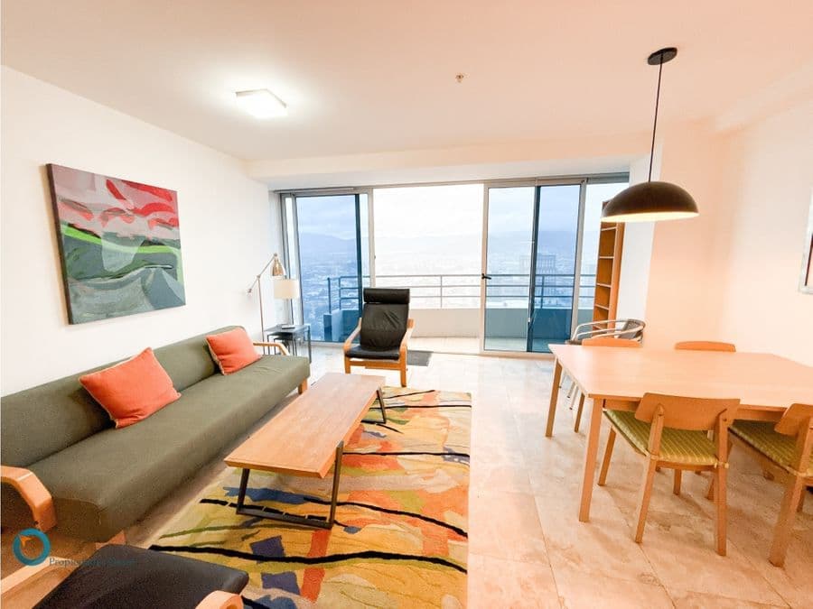 Apartamento en Torres Paseo Colon