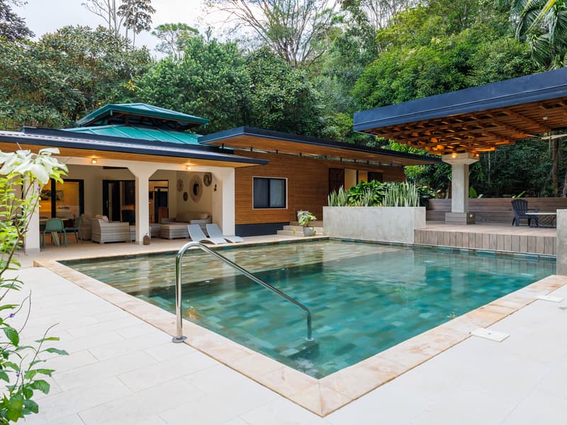 Comercial en Puerto Cortés