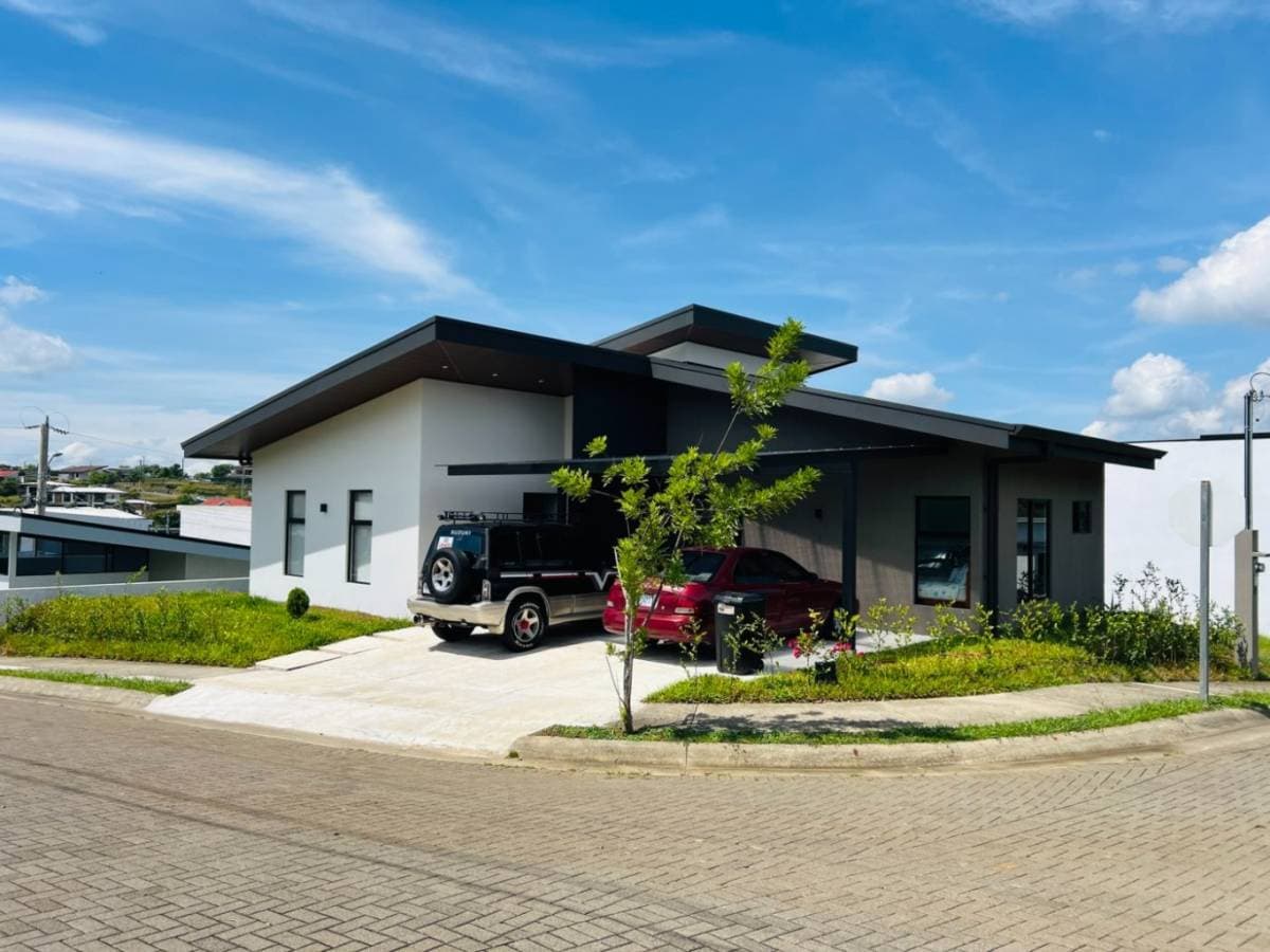 Casa en Condominio Montezuma