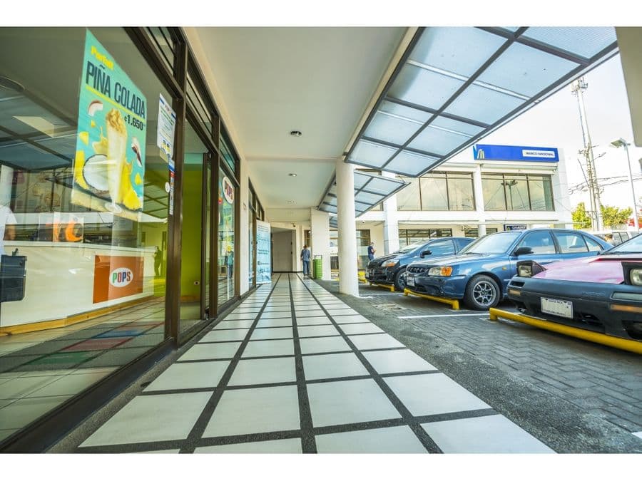 Comercial en Cascajal