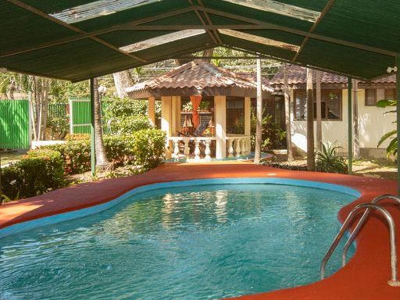 Comercial en Sardinal