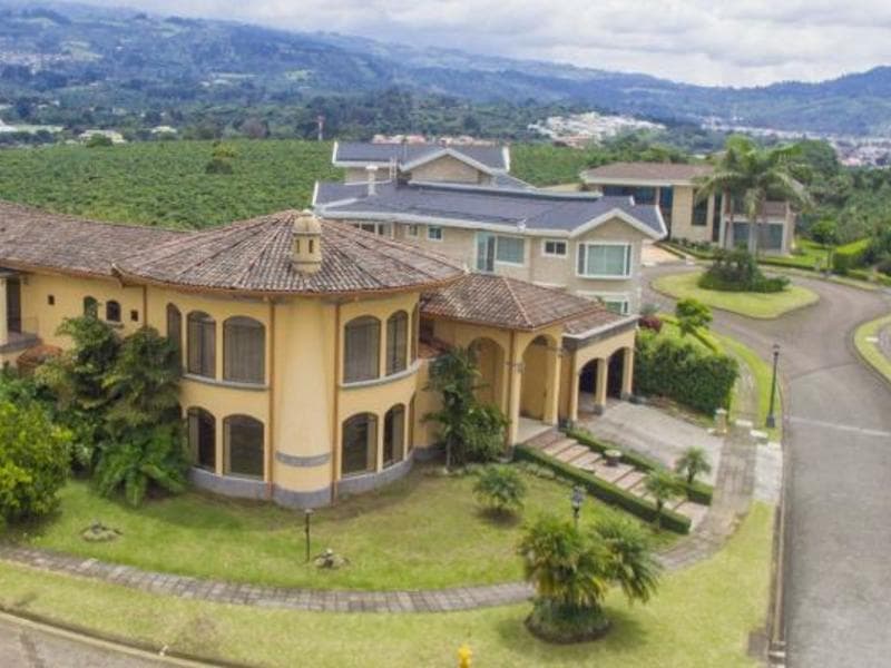 Propiedad en Curridabat