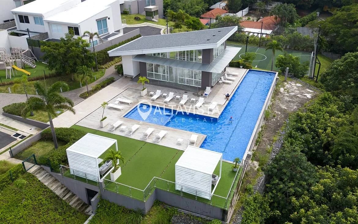 House at Condominio La Arboleda