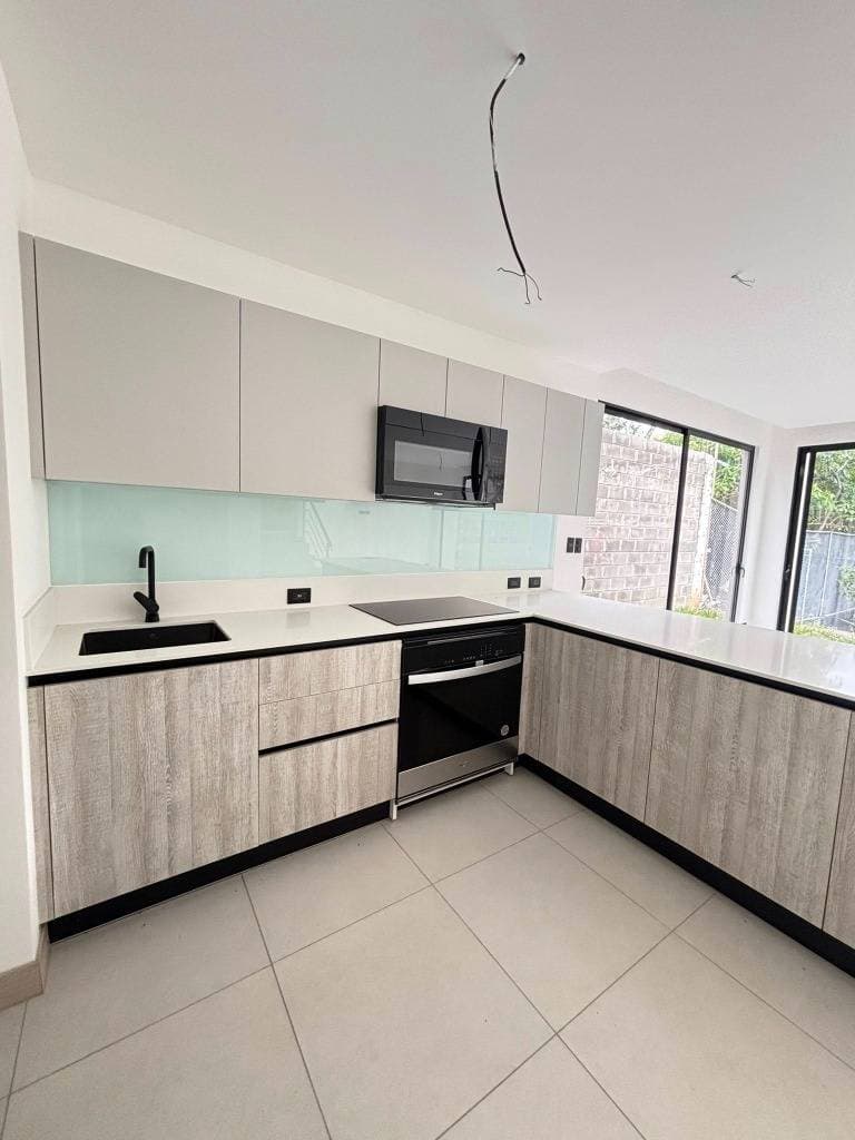 Casa en Lindora Village