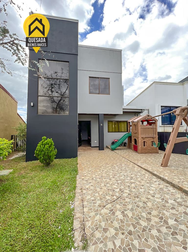 Casa en Condominio Los Olivos