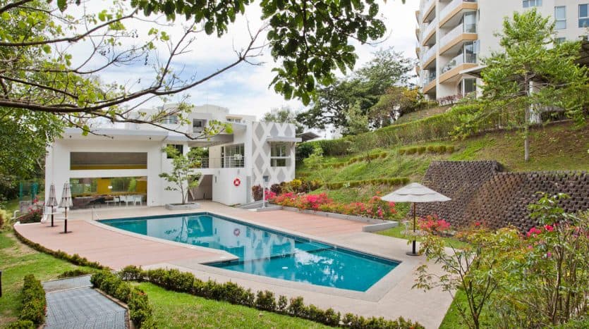 Apartamento en Condominio Bosques de Escazu